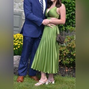 Abercrombie & Fitch | Dresses | Abercrombie Giselle Pleated Cutout Maxi  Dress | Poshmark